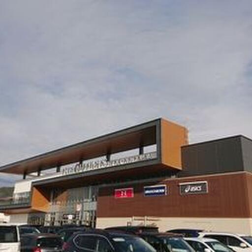 THE OUTLETS HIROSHIMA (アウトレットモール)|〒731-5162 広島県広島市佐伯区石内東4丁目1−1