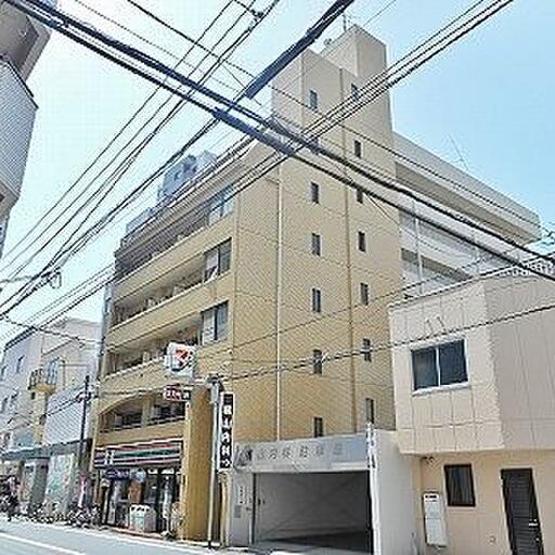 外観写真 大通りより一本入った便利で静かな住環境