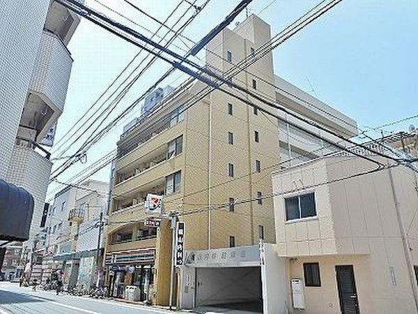 外観写真 大通りより一本入った便利で静かな住環境
