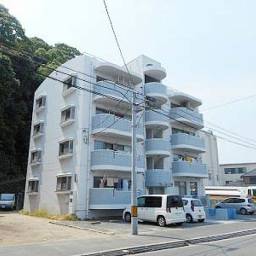 元宇品マンション フレスポ宇品(ショッピングセンター)まで1257m フレスタ宇品店(スーパー)まで1296m セブンイレブン広島宇品御幸店(コンビニ)まで1224m スーパードラッグひまわり宇品店(ドラッグストア)まで1308m アクタス広島店(ホームセンター)まで1613m 広島市立元宇品小学校(小学校)まで558m