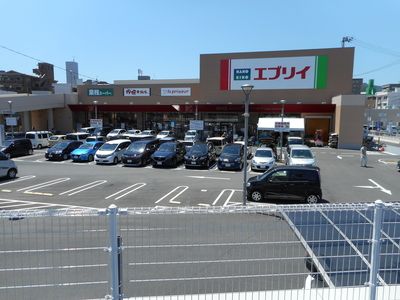 スーパーマーケット『NANO RINO エブリイ楠木店』